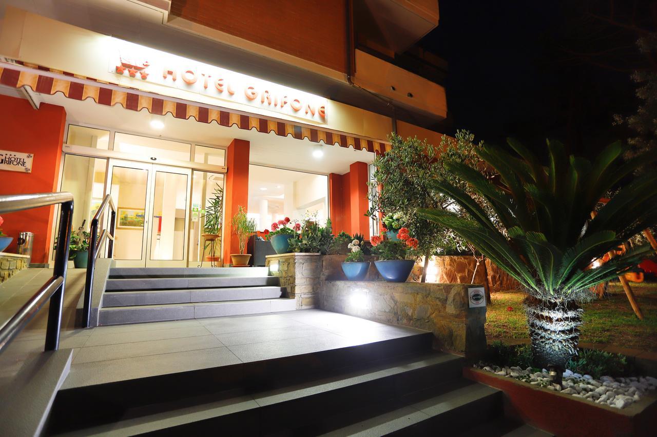Hotel Grifone Principina a Mare Εξωτερικό φωτογραφία