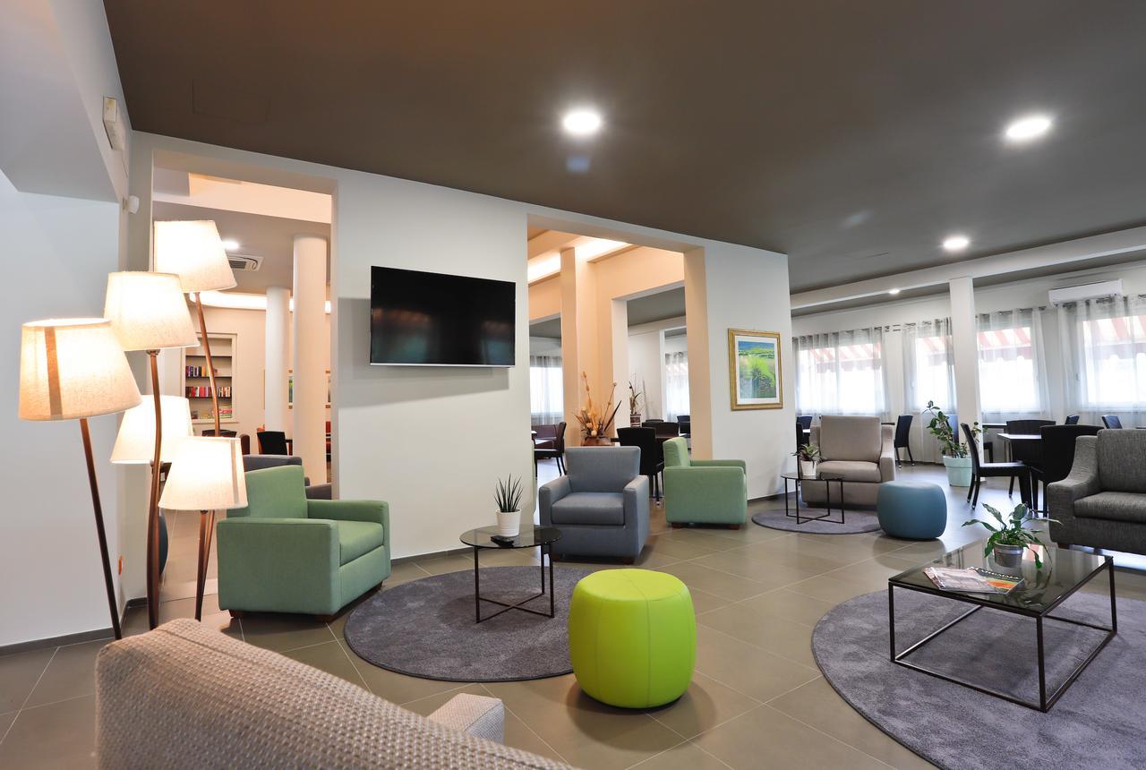 Hotel Grifone Principina a Mare Εξωτερικό φωτογραφία
