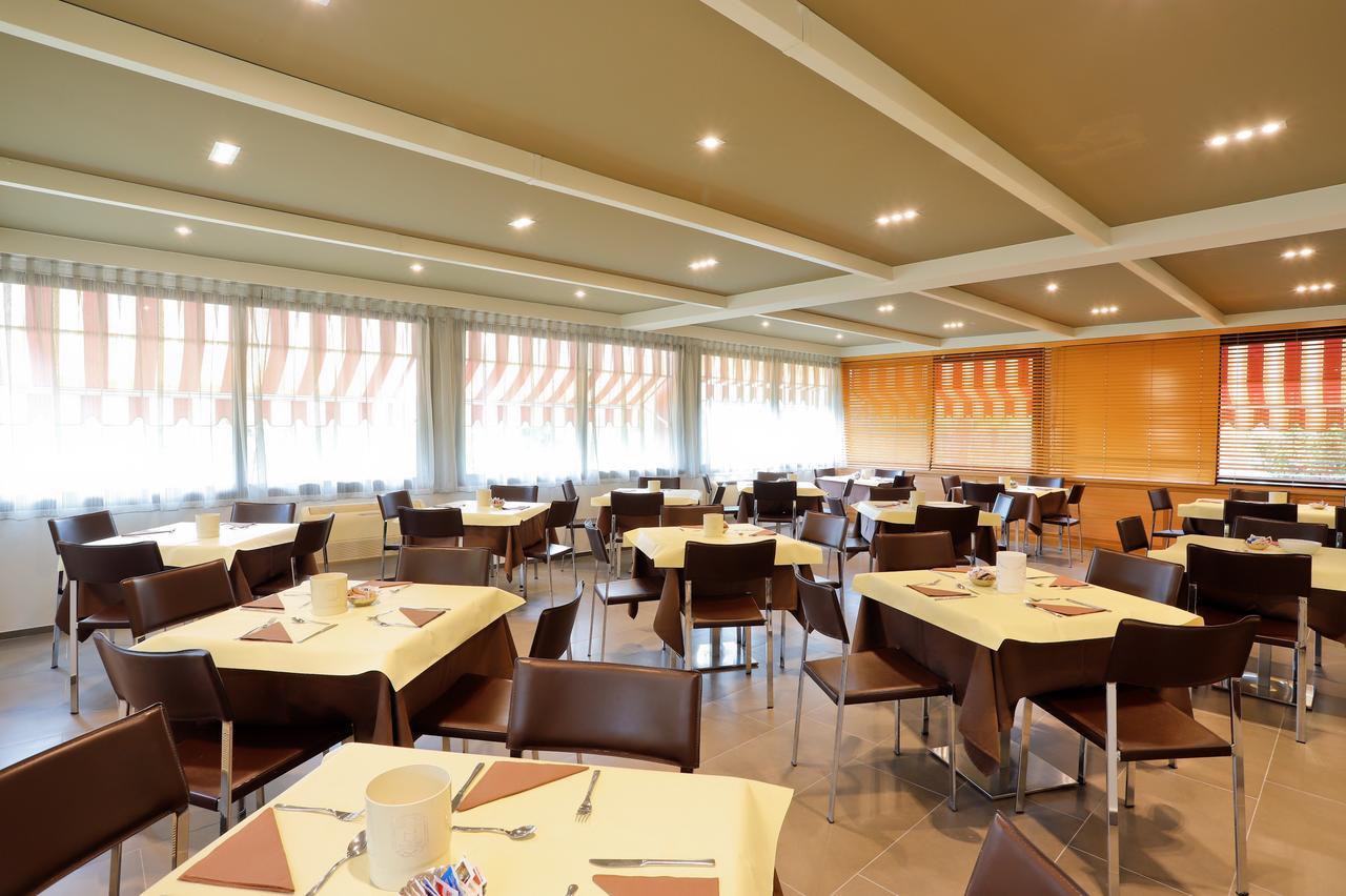 Hotel Grifone Principina a Mare Εξωτερικό φωτογραφία